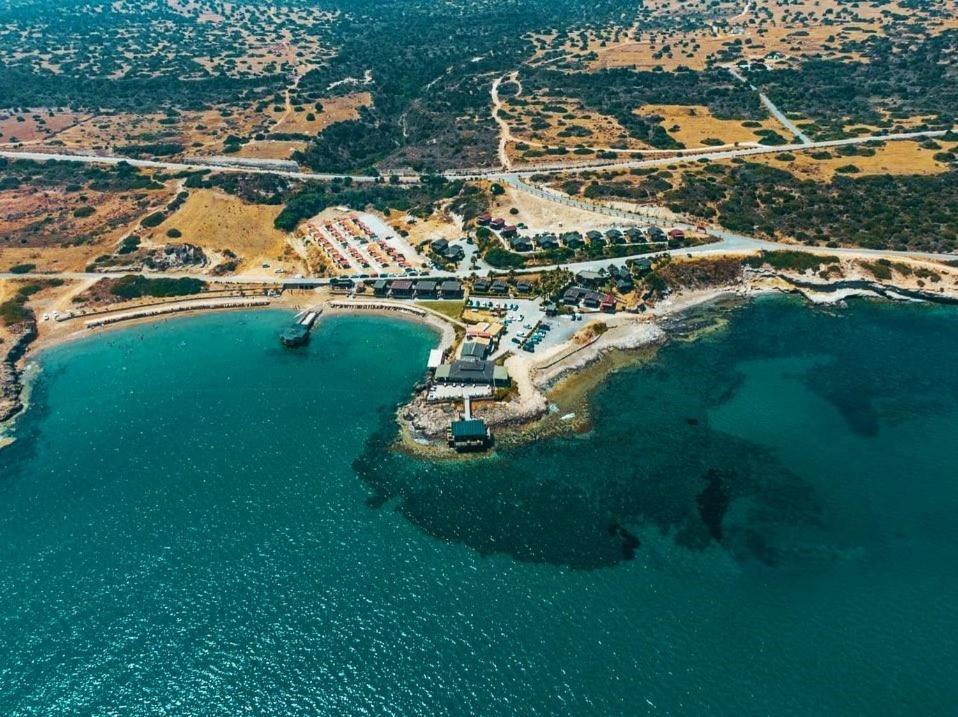 Zambak Holiday Village & Restaurant Superb Seafront Location ! Agios Georgios  Zewnętrze zdjęcie